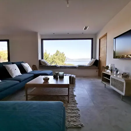 Contemporaine De Standing Avec Piscine Villa