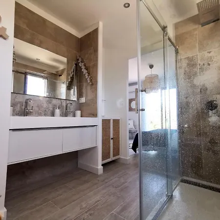 Contemporaine De Standing Avec Piscine * Coti-Chiavari (Corsica)