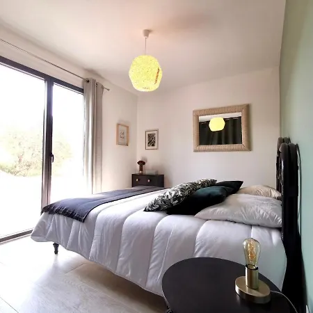 Contemporaine De Standing Avec Piscine Villa Coti-Chiavari (Corsica)
