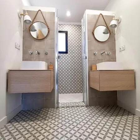 Contemporaine De Standing Avec Piscine Villa Coti-Chiavari (Corsica)